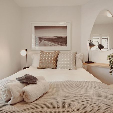 Luxury On Dorp Lejlighed Stellenbosch Eksteriør billede